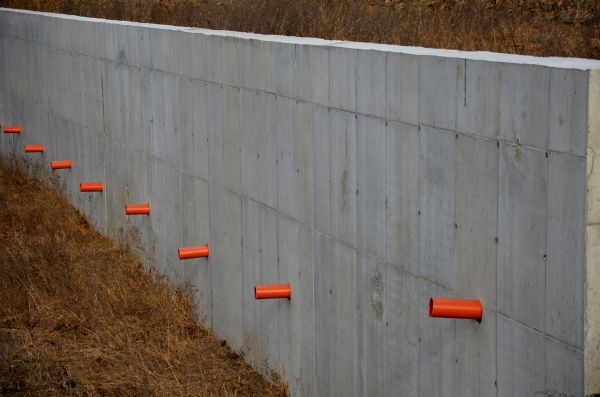 Retaining Wall Drainage in Youngstown